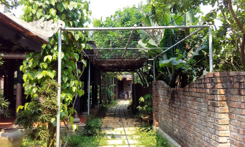Tam Tinh Vien Homestay Хуе Екстериор снимка