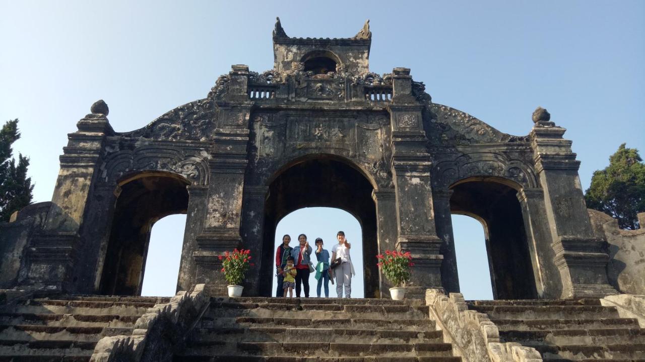 Tam Tinh Vien Homestay Хуе Екстериор снимка